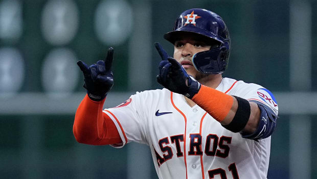 Yainer Diaz